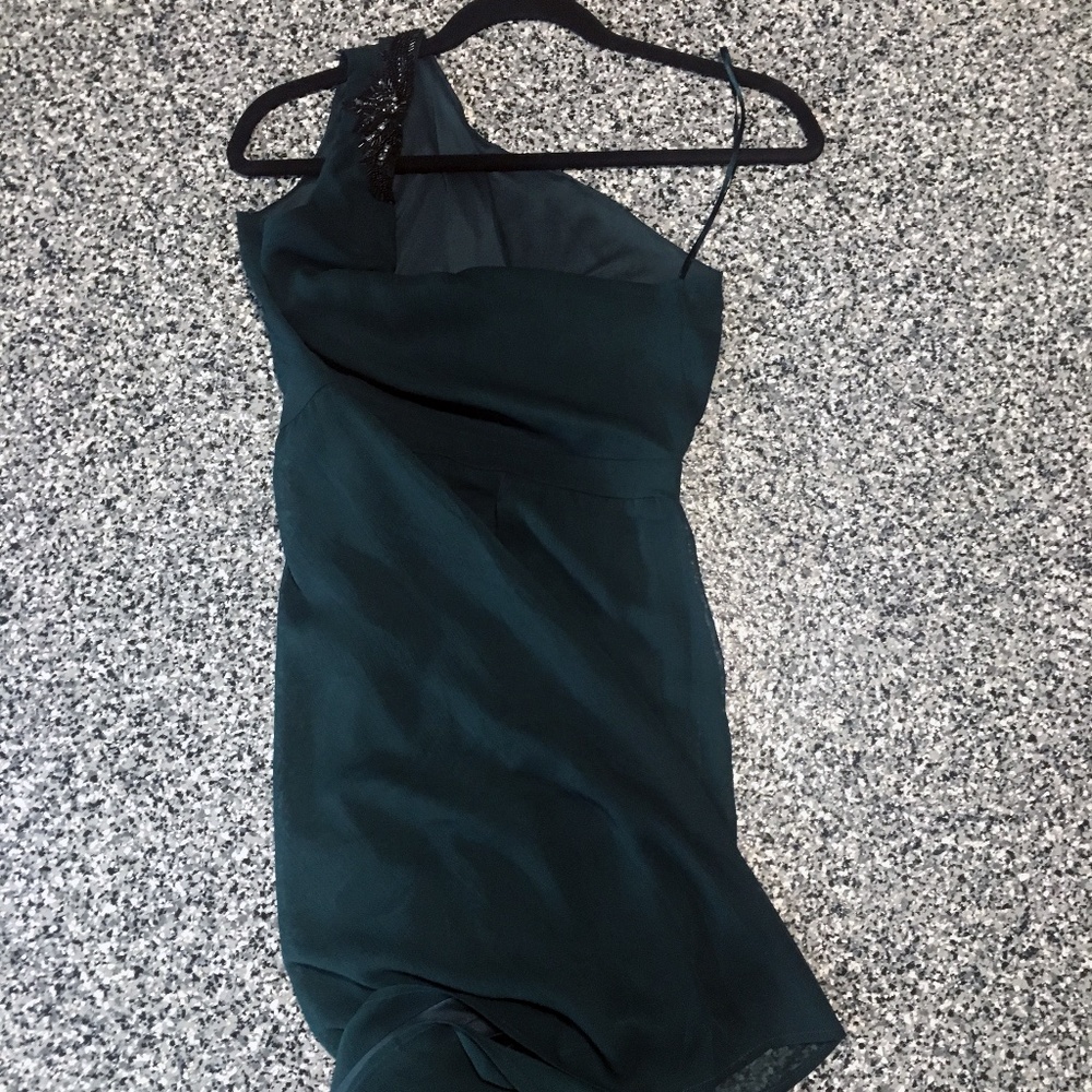 Smart Set ✦ One Shoulder Green Sheer Overlay Dress (size 6)